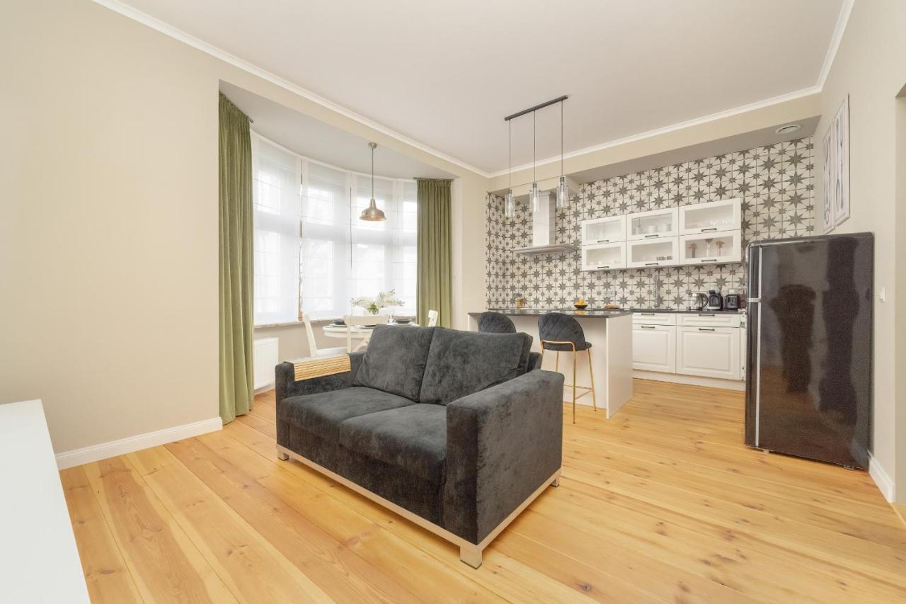 Aesthetic One Bedroom Apartment In Wroclaw By Noclegi Renters Ngoại thất bức ảnh