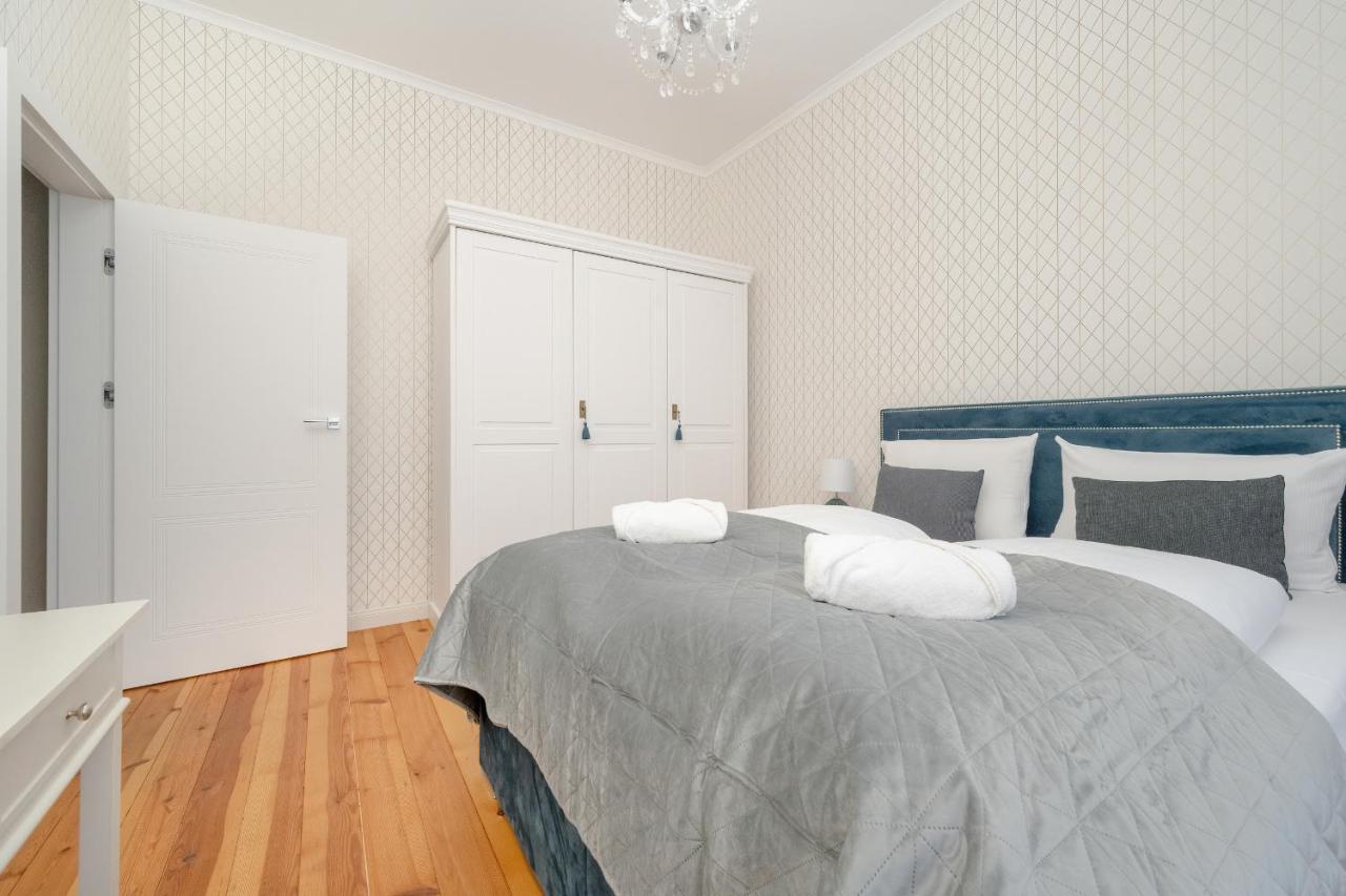 Aesthetic One Bedroom Apartment In Wroclaw By Noclegi Renters Ngoại thất bức ảnh